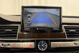 musta Audi A8 2015 kuva 25.