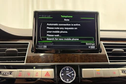 musta Audi A8 2015 kuva 27.