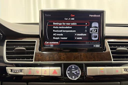 musta Audi A8 2015 kuva 31.