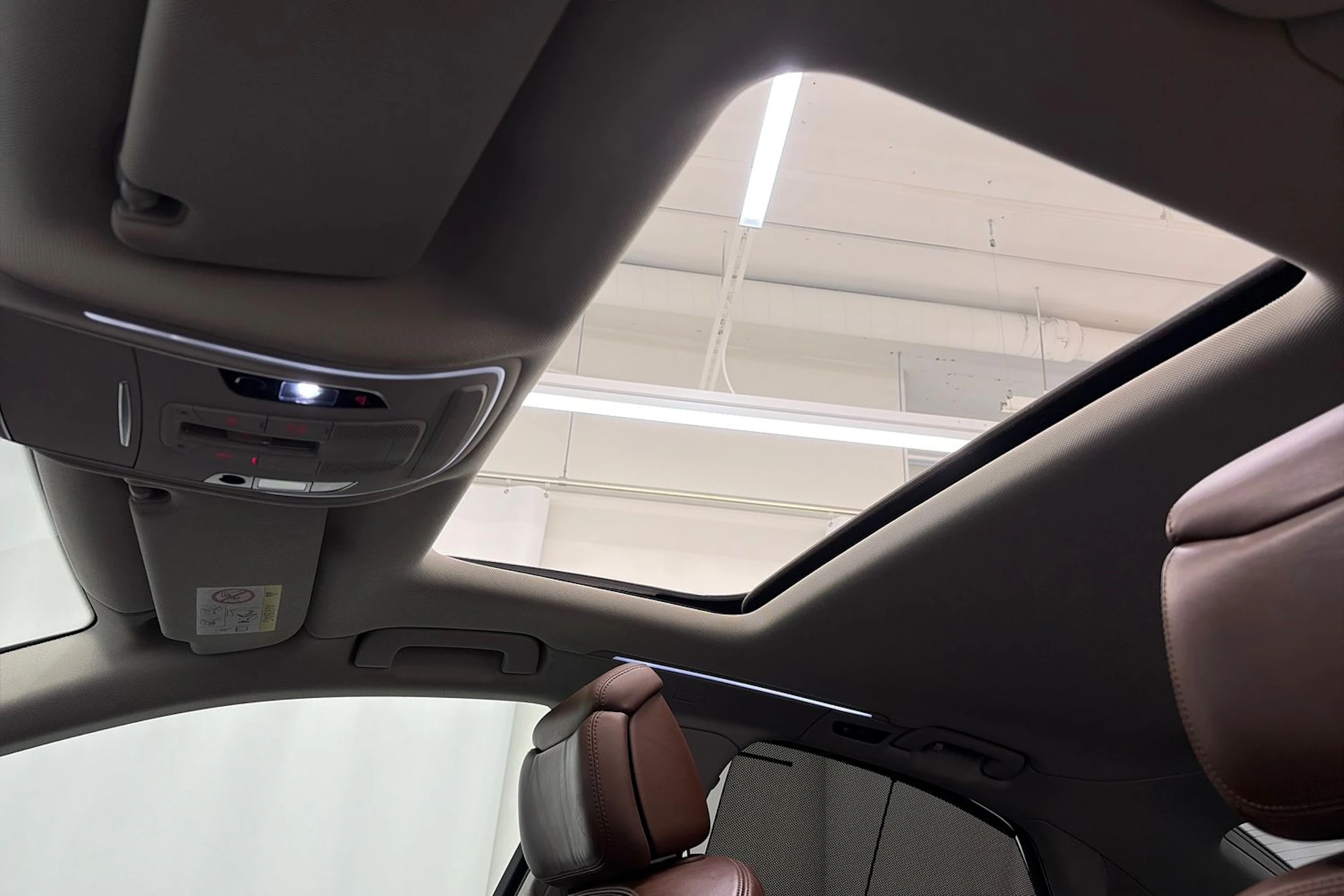musta Audi A8 2015 kuva 37.