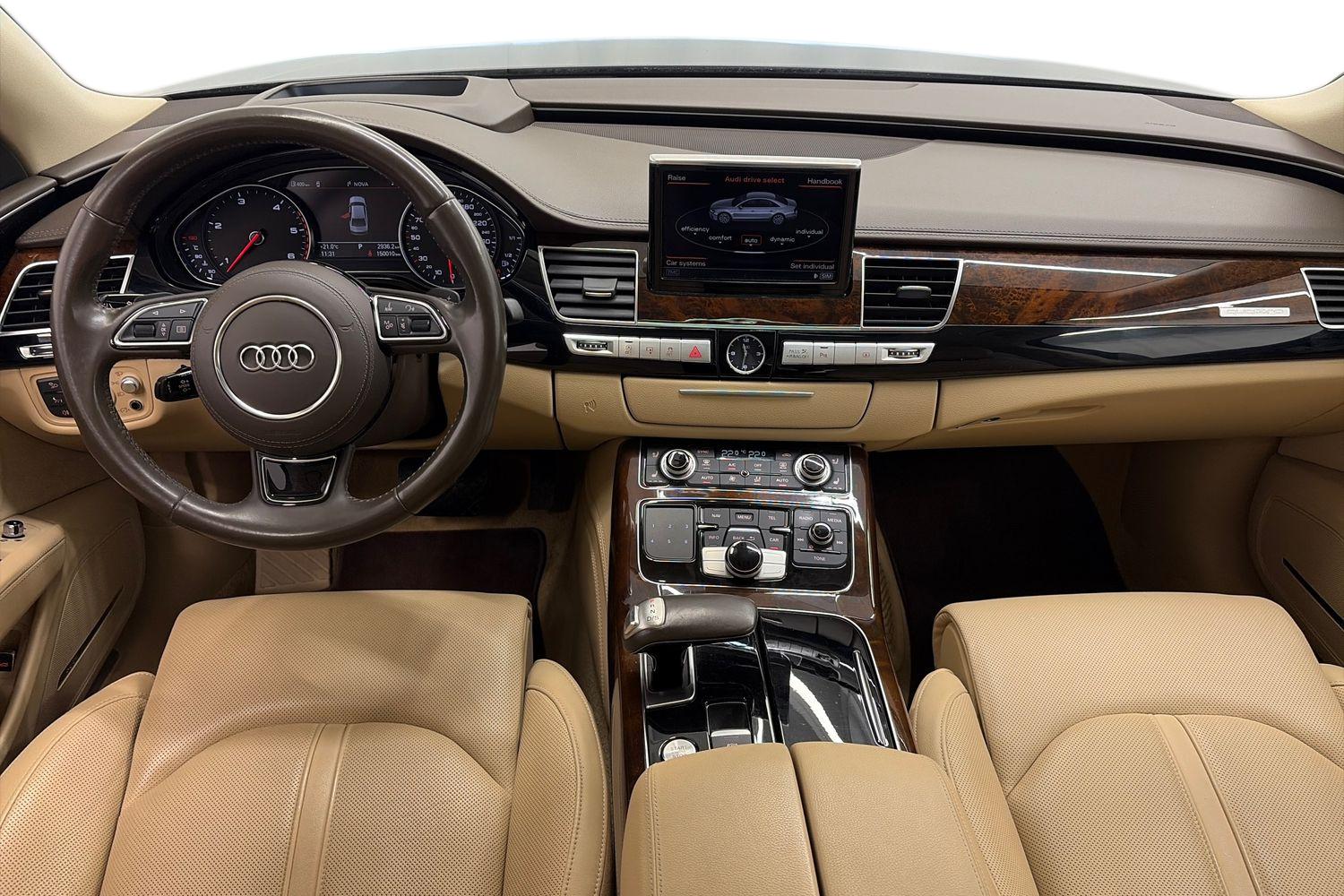 Audi A8 2016, kuva 7/40