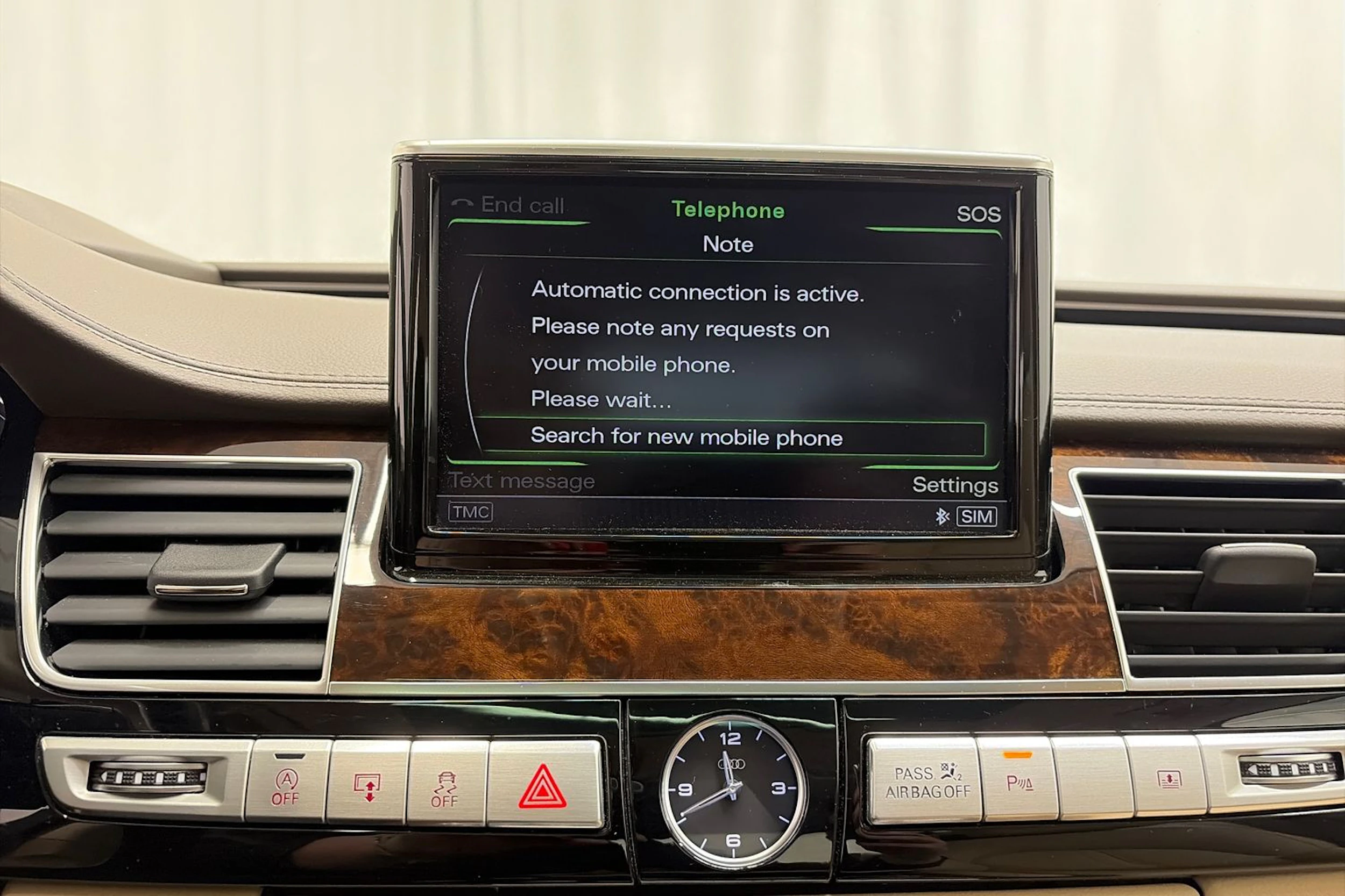harmaa Audi A8 2016 kuva 33.