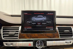 harmaa Audi A8 2016 kuva 34.