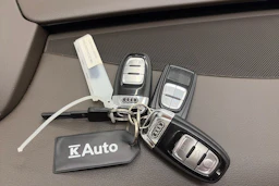 harmaa Audi A8 2016 kuva 40.