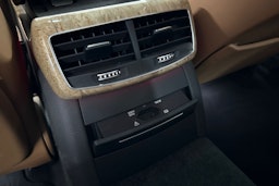 harmaa Audi A8 2016 kuva 41.