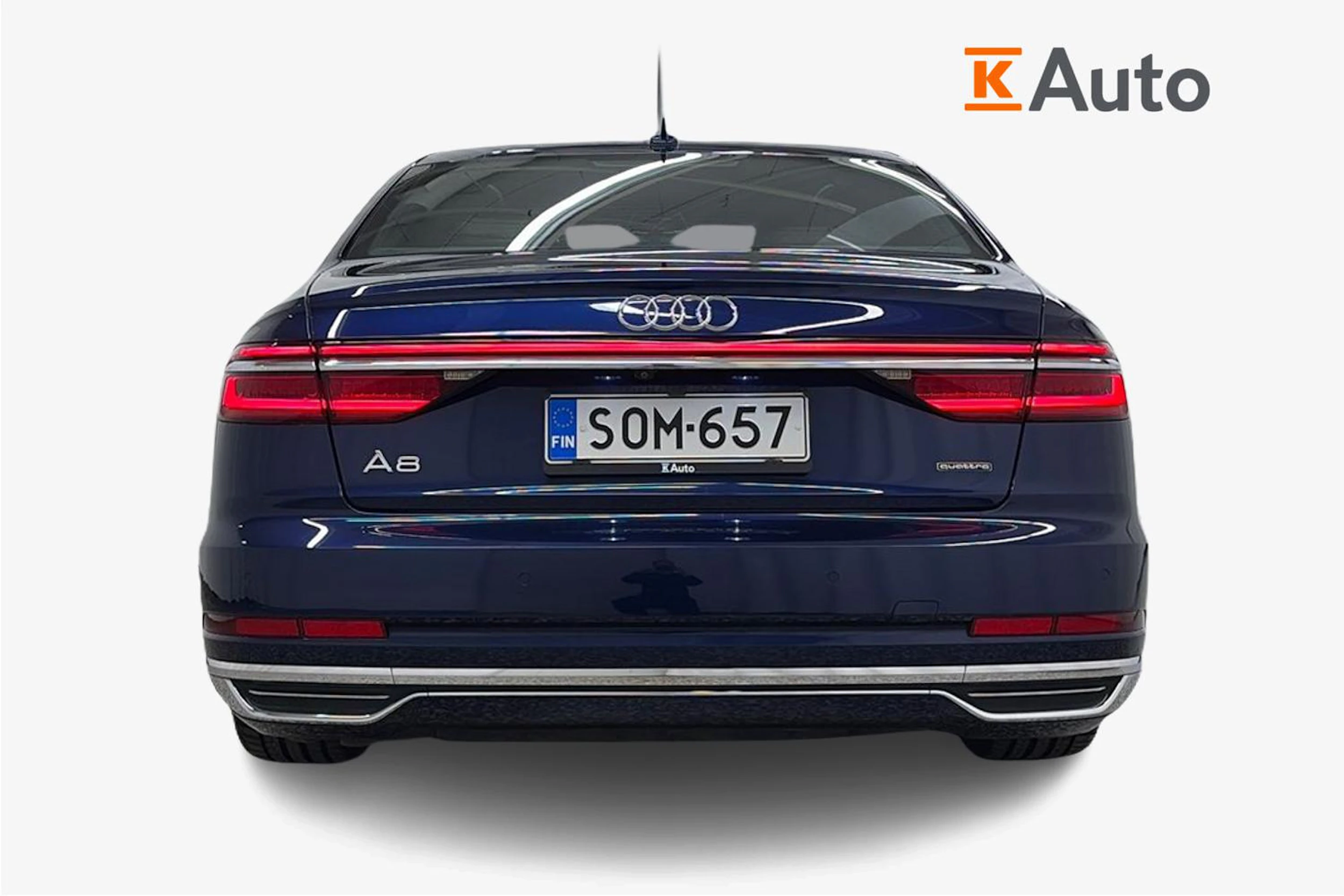 Sininen Audi A8 2018 kuva 3.