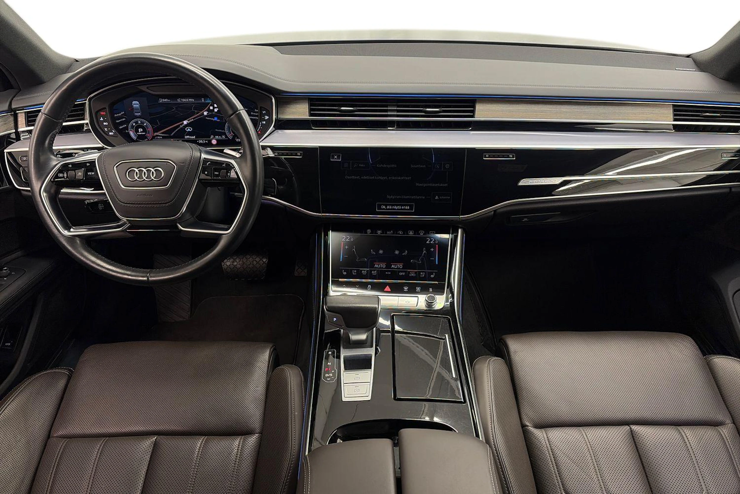 Sininen Audi A8 2018 kuva 7.