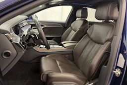 Sininen Audi A8 2018 kuva 14.