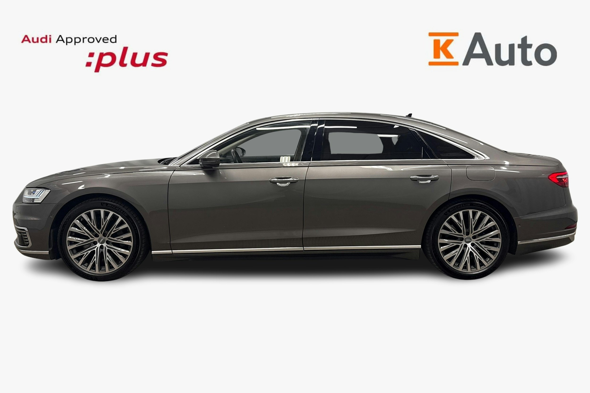 harmaa Audi A8 2019 kuva 6.