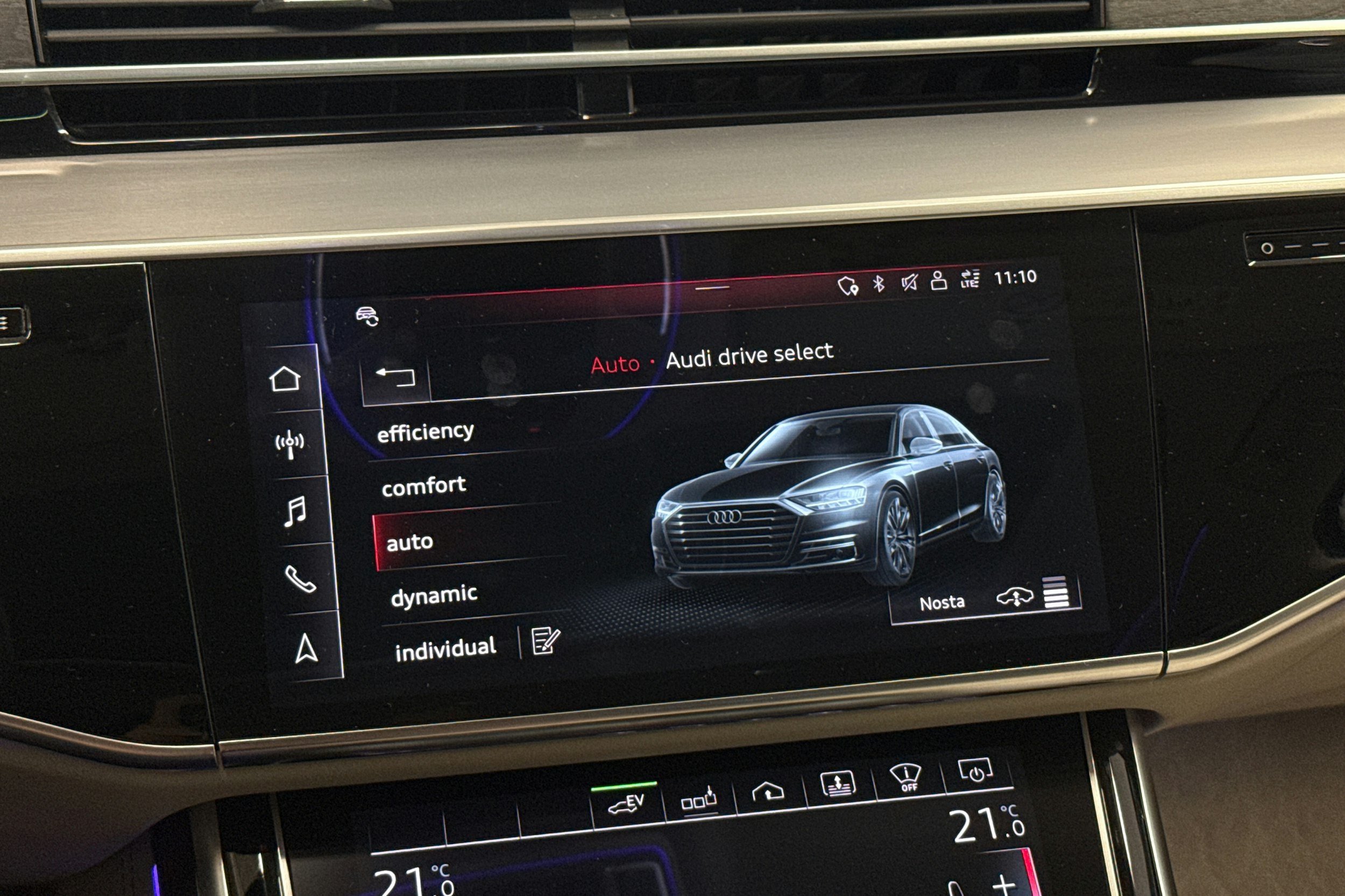 harmaa Audi A8 2019 kuva 21.