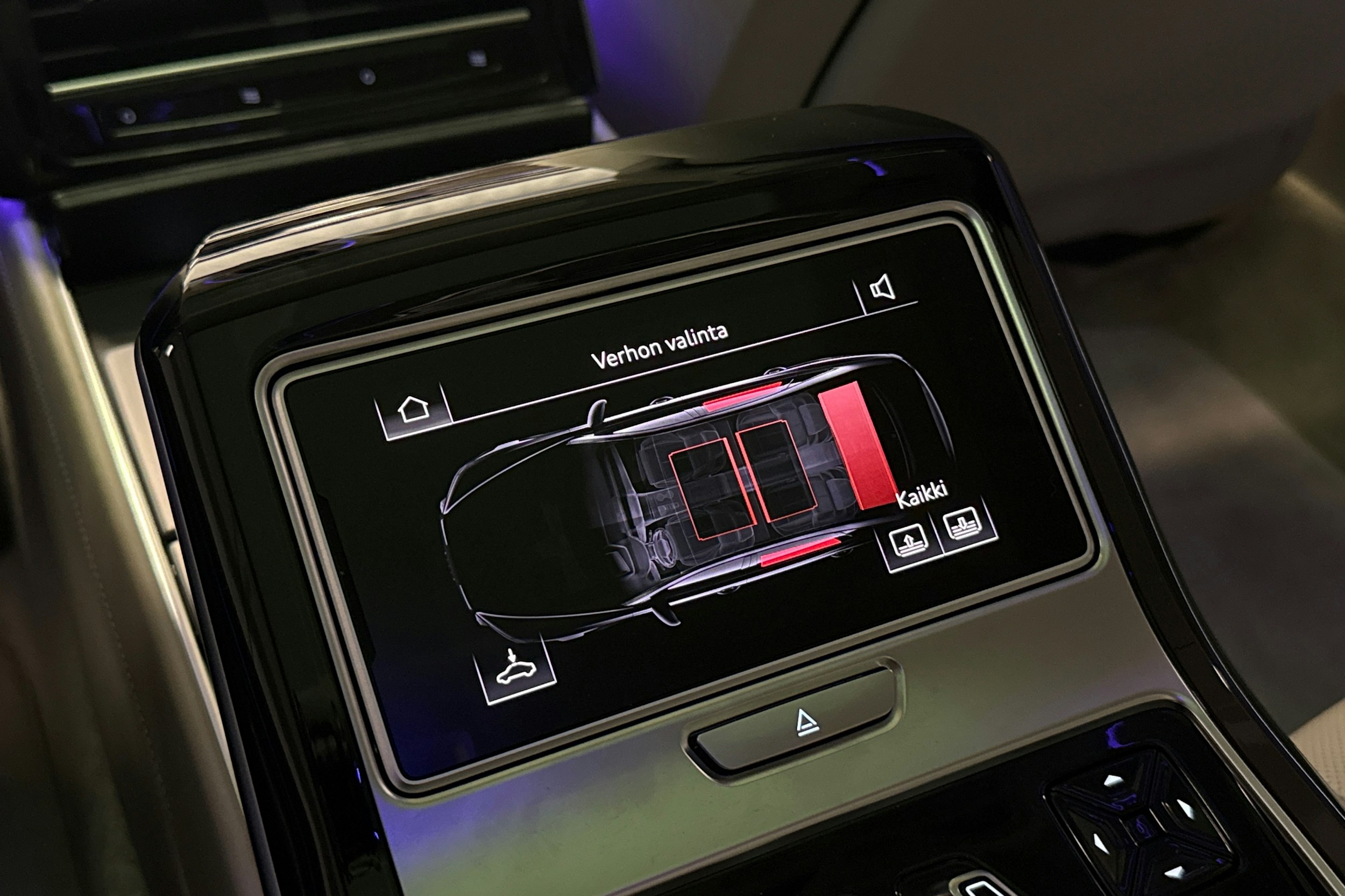 harmaa Audi A8 2019 kuva 38.