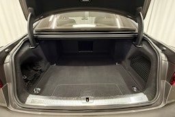 harmaa Audi A8 2019 kuva 40.