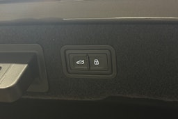 harmaa Audi A8 2019 kuva 41.