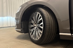 harmaa Audi A8 2019 kuva 45.