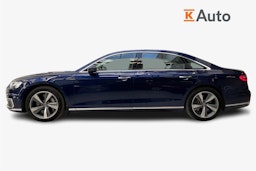 sininen Audi A8 2020 kuva 6.