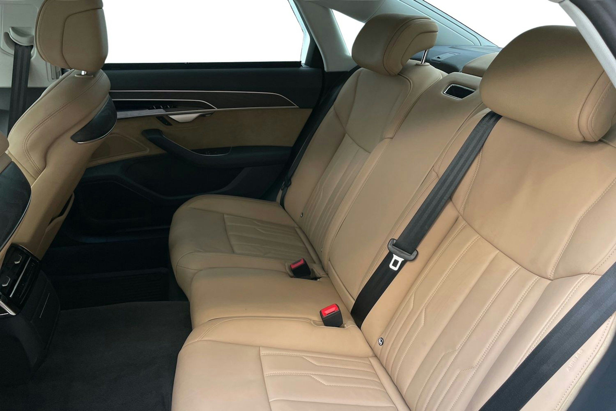 sininen Audi A8 2020 kuva 10.