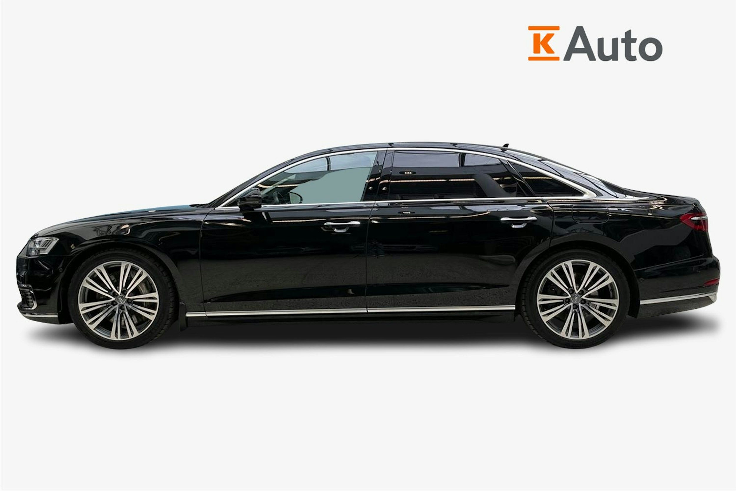 musta Audi A8 2020 kuva 6.