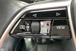 musta Audi A8 2020 kuva 22.