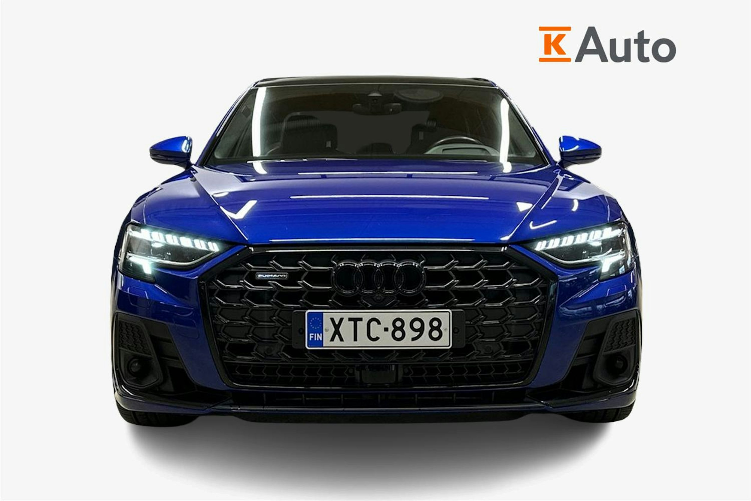 Sininen Audi A8 2022 kuva 5.