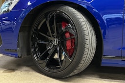 Sininen Audi A8 2022 kuva 11.