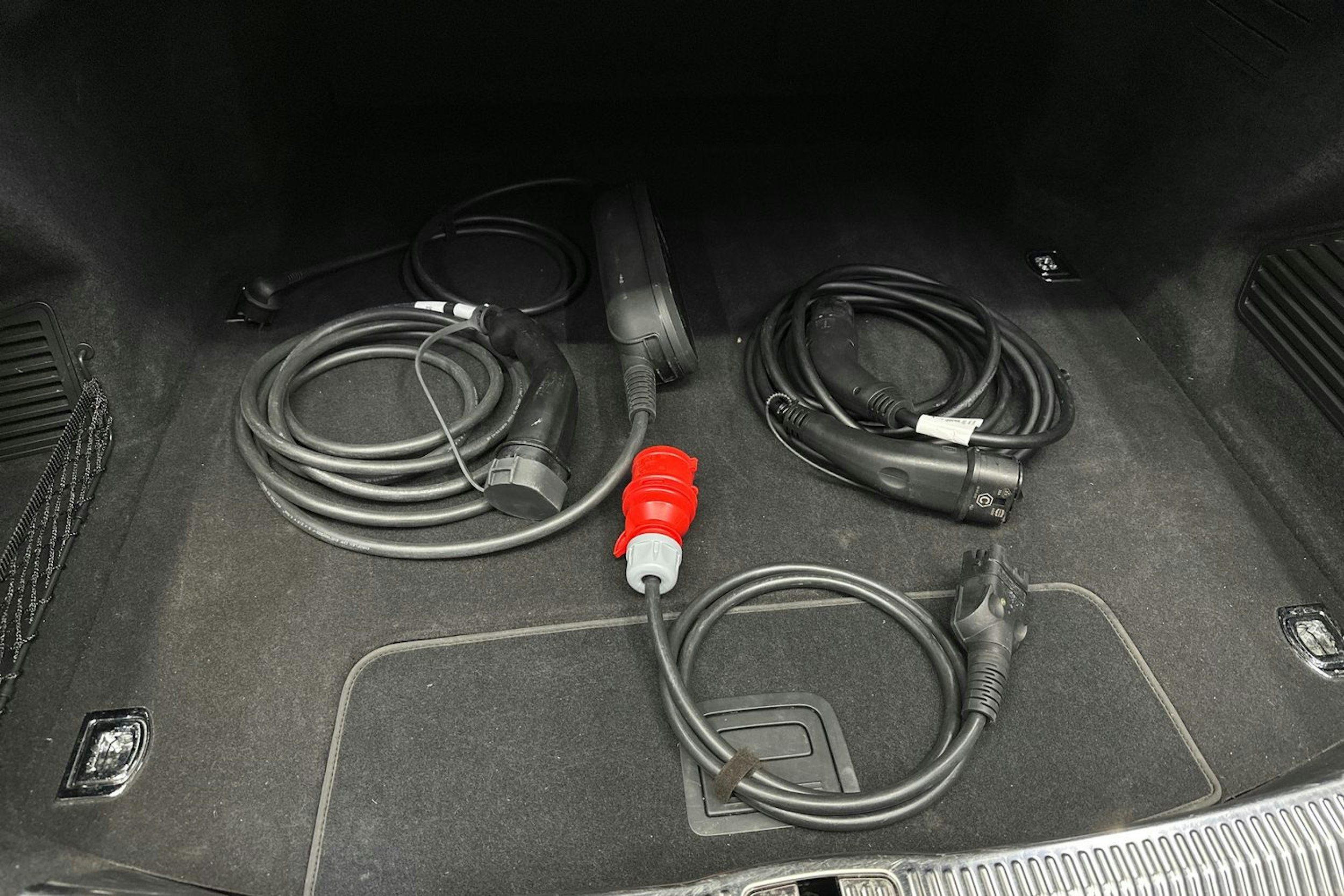 Sininen Audi A8 2022 kuva 42.