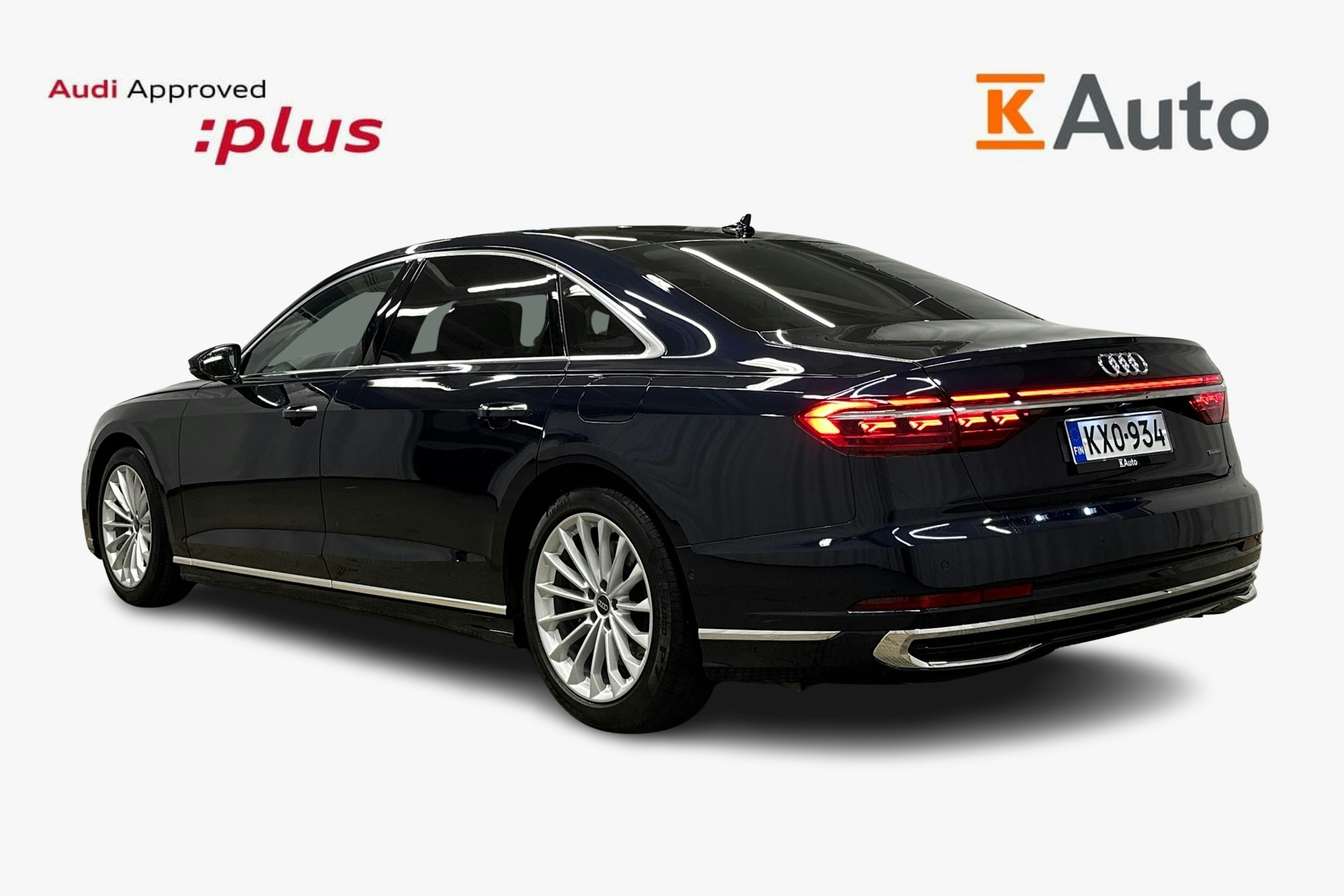 sininen Audi A8 2024 kuva 2.