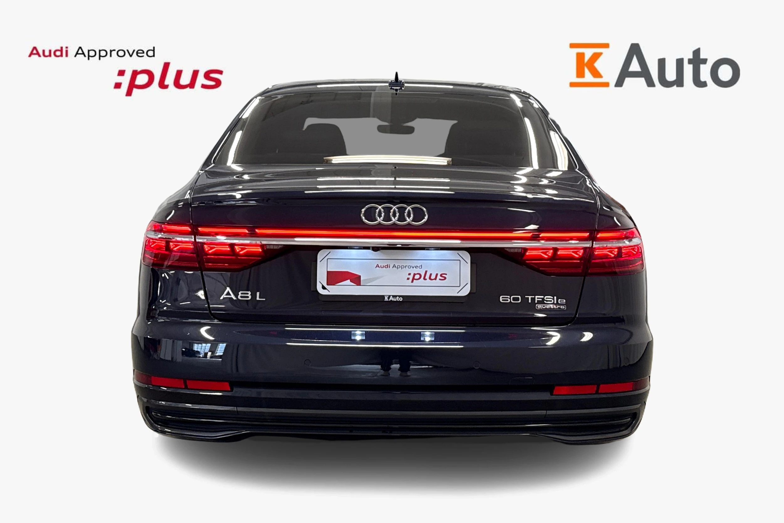 sininen Audi A8 2025 kuva 3.