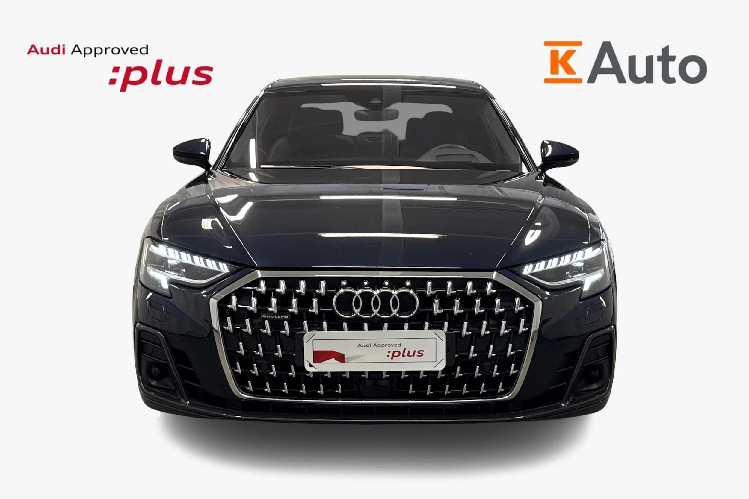 sininen Audi A8 2025 kuva 4.