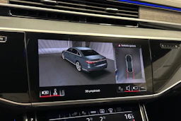 sininen Audi A8 2025 kuva 18.