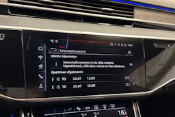 sininen Audi A8 2025 kuva 24.
