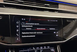 sininen Audi A8 2025 kuva 25.