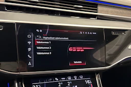 sininen Audi A8 2025 kuva 26.