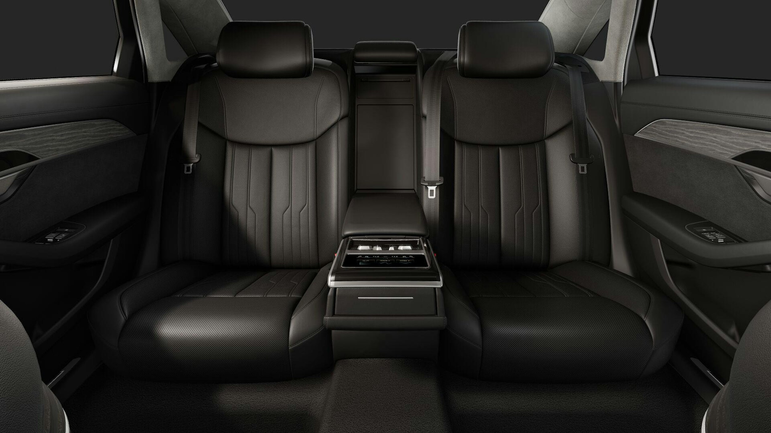 sininen Audi A8 2025 kuva 9.