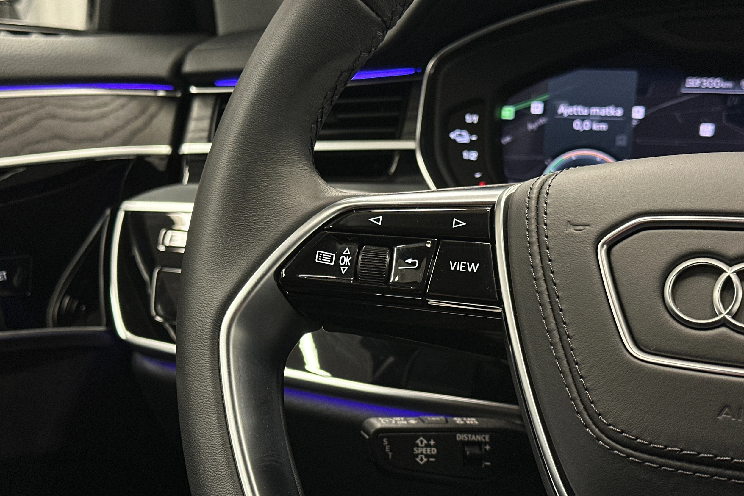 musta Audi A8 2025 kuva 19.