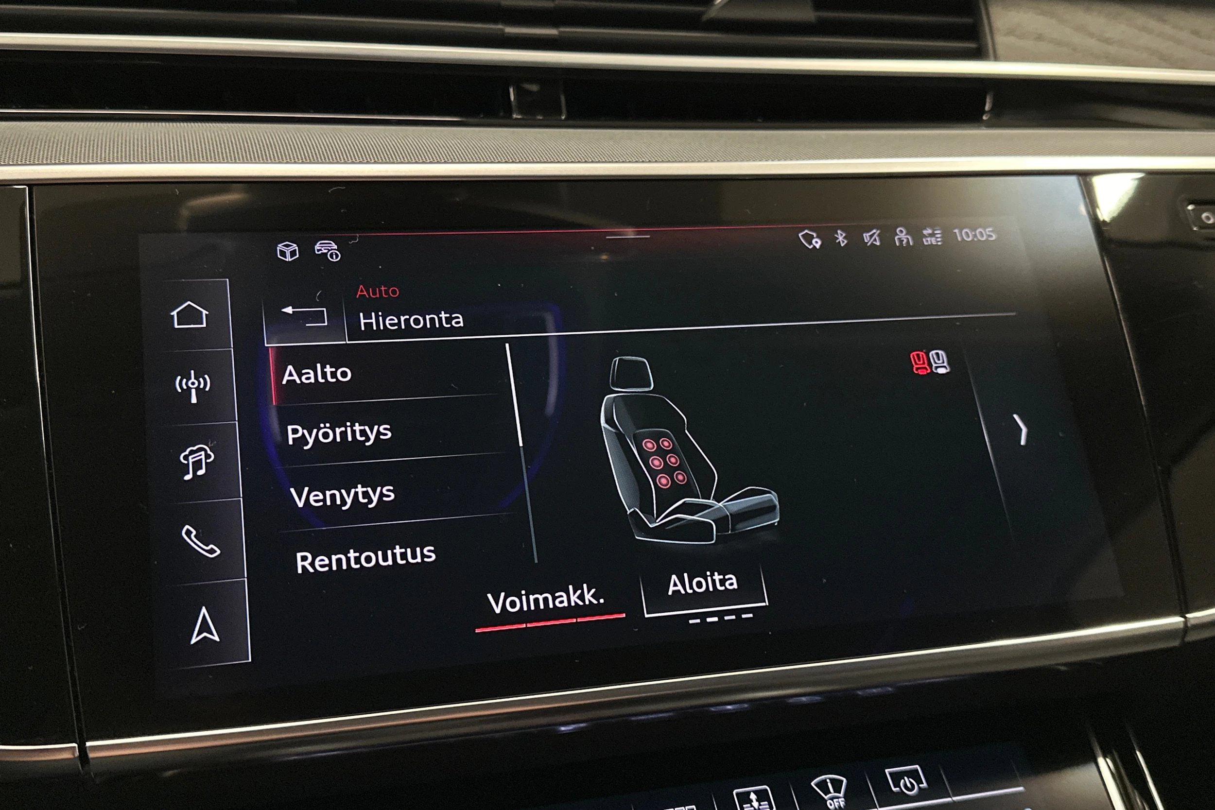 musta Audi A8 2025 kuva 26.