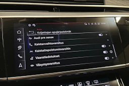 musta Audi A8 2025 kuva 31.