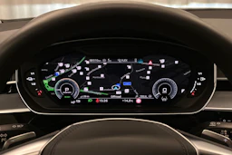 musta Audi A8 2025 kuva 13.