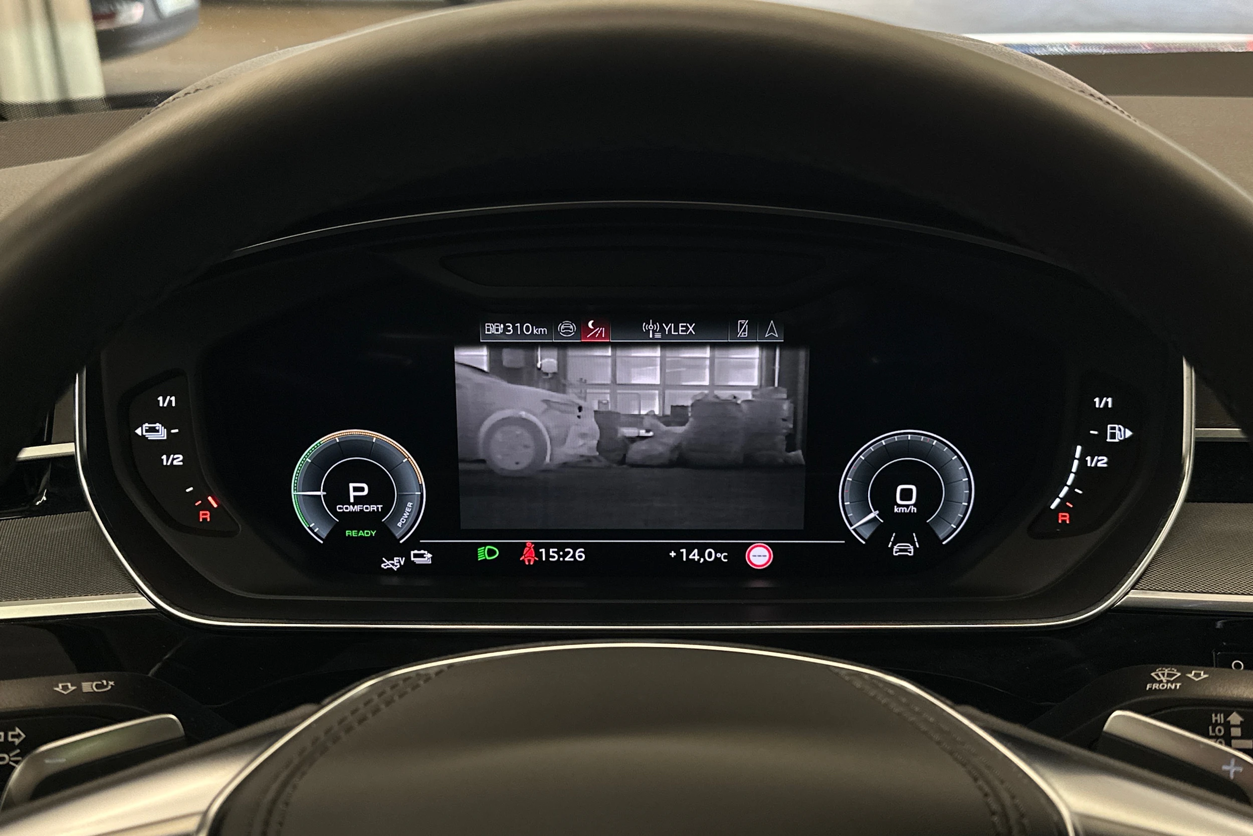 musta Audi A8 2025 kuva 14.