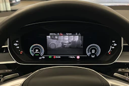 musta Audi A8 2025 kuva 14.