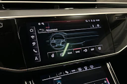 musta Audi A8 2025 kuva 19.