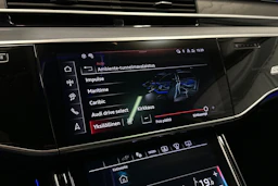 musta Audi A8 2025 kuva 21.