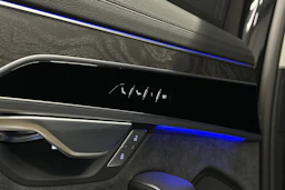 musta Audi A8 2025 kuva 36.