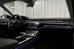musta Audi A8 2025 kuva 18.
