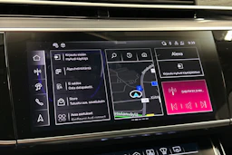 musta Audi A8 2025 kuva 26.
