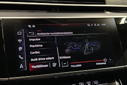 musta Audi A8 2025 kuva 33.
