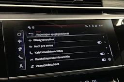 musta Audi A8 2025 kuva 35.