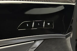 musta Audi A8 2025 kuva 15.