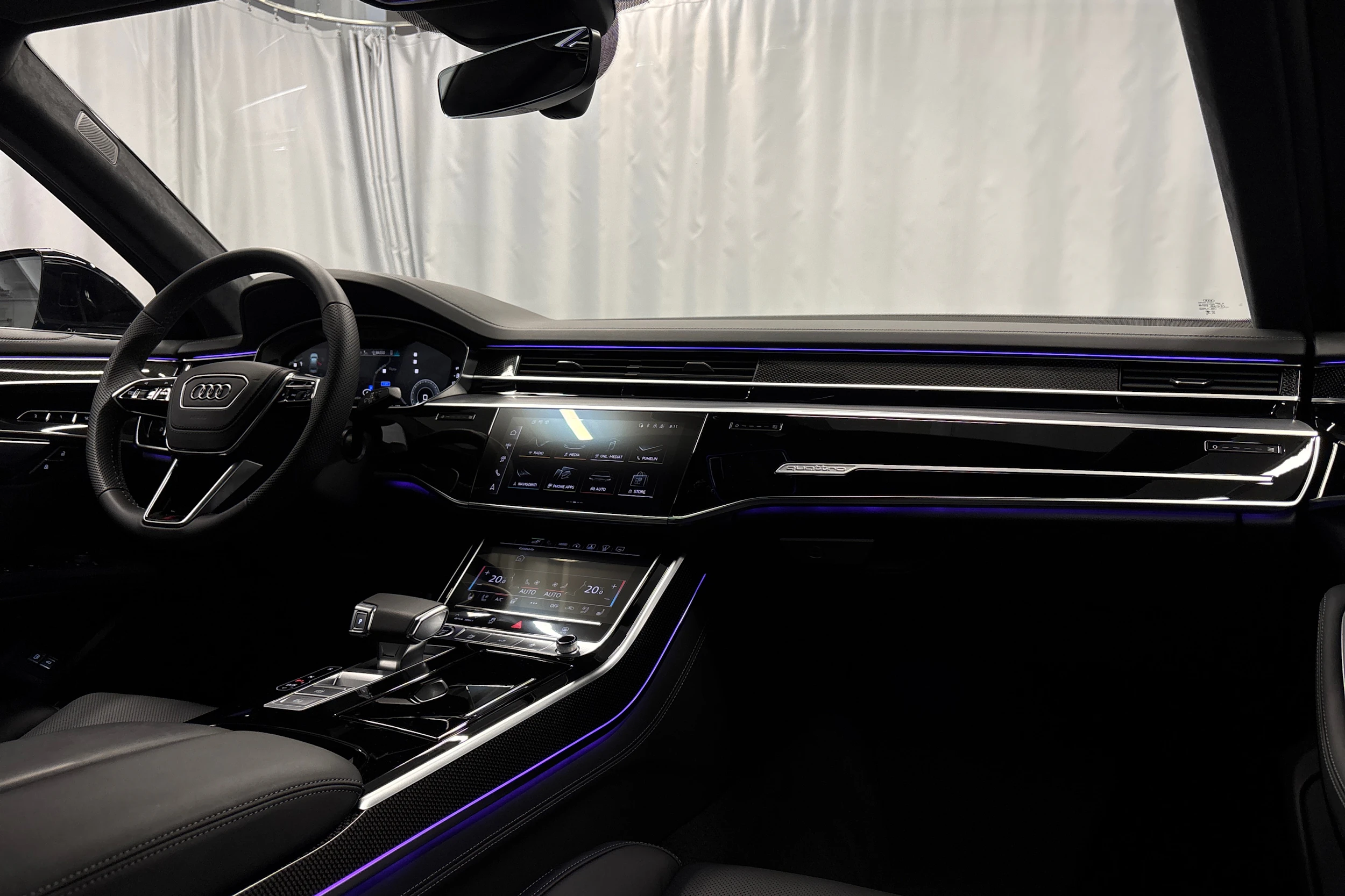 musta Audi A8 2025 kuva 16.