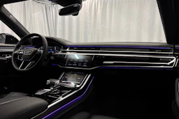 musta Audi A8 2025 kuva 16.
