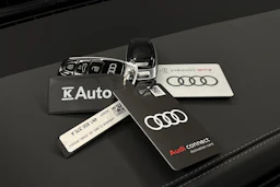 musta Audi A8 2025 kuva 44.